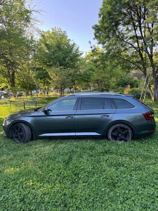 Skoda Superb Skoda Superb L&K 4x4 Panoramic Webasto Canton