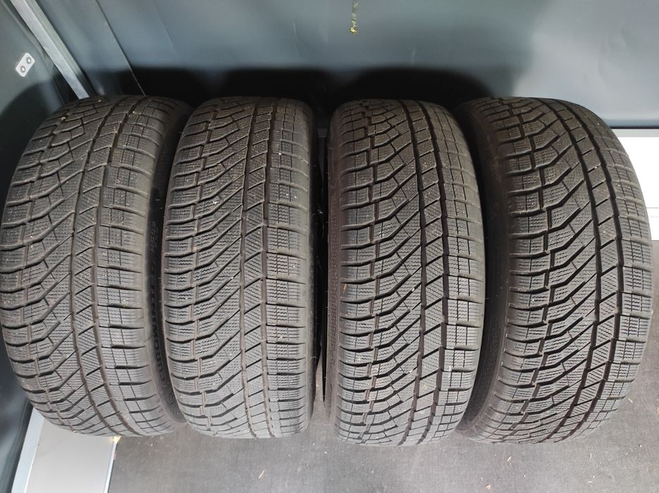 225/45/17 Falken 4бр