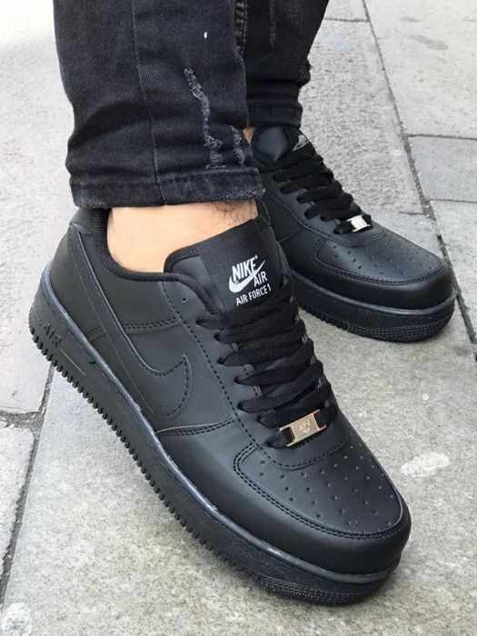 Adidas unisex. Super pret! Marimi 43,44.