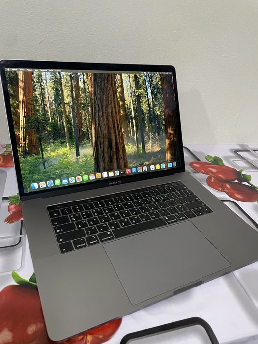 Macbook Pro i9 Ideal