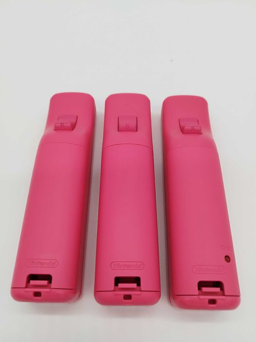 Оригинален Nintendo Wii U Remote Plus - Pink/ ОТЛИЧНО състояние!