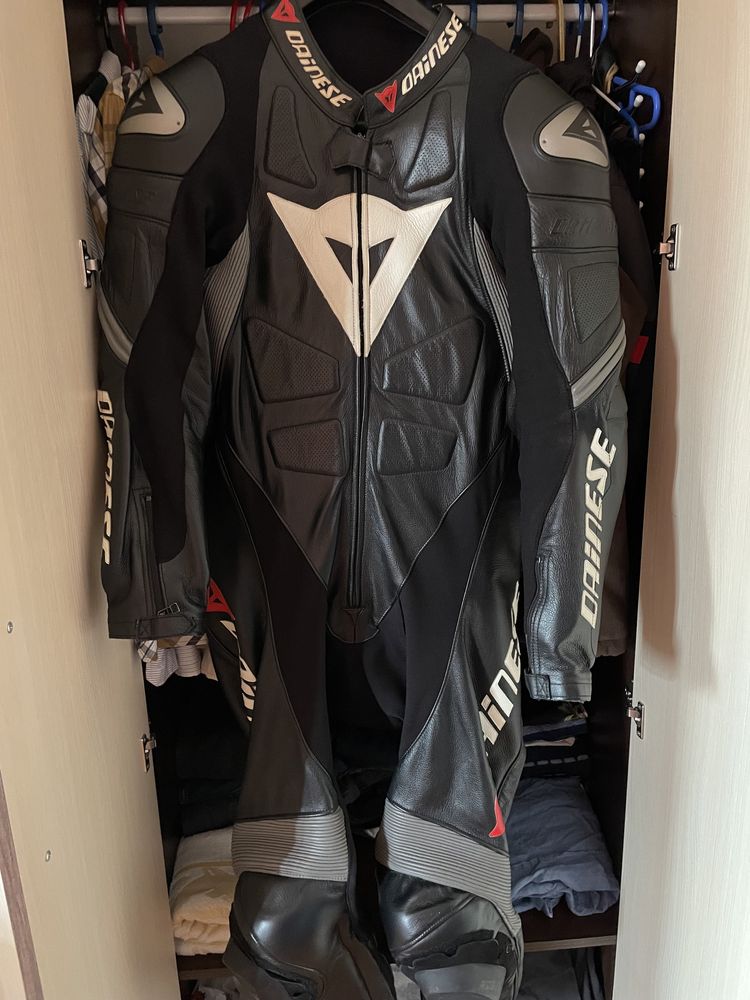 Combinezon moto Dainese