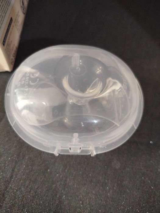 Ел. помпа за кърма Avent,2 предпазителя за зърна,подложки за кърмачки