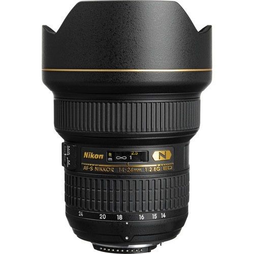 Nikon 14-24. В комплекте коробка и чехол.