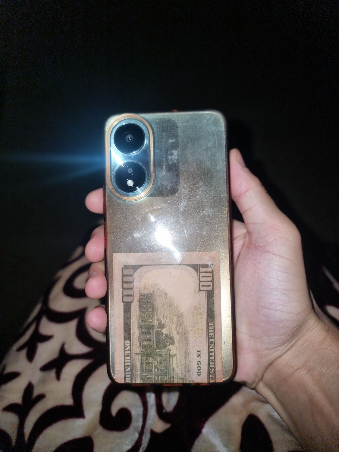 Honor телефоны сатылады