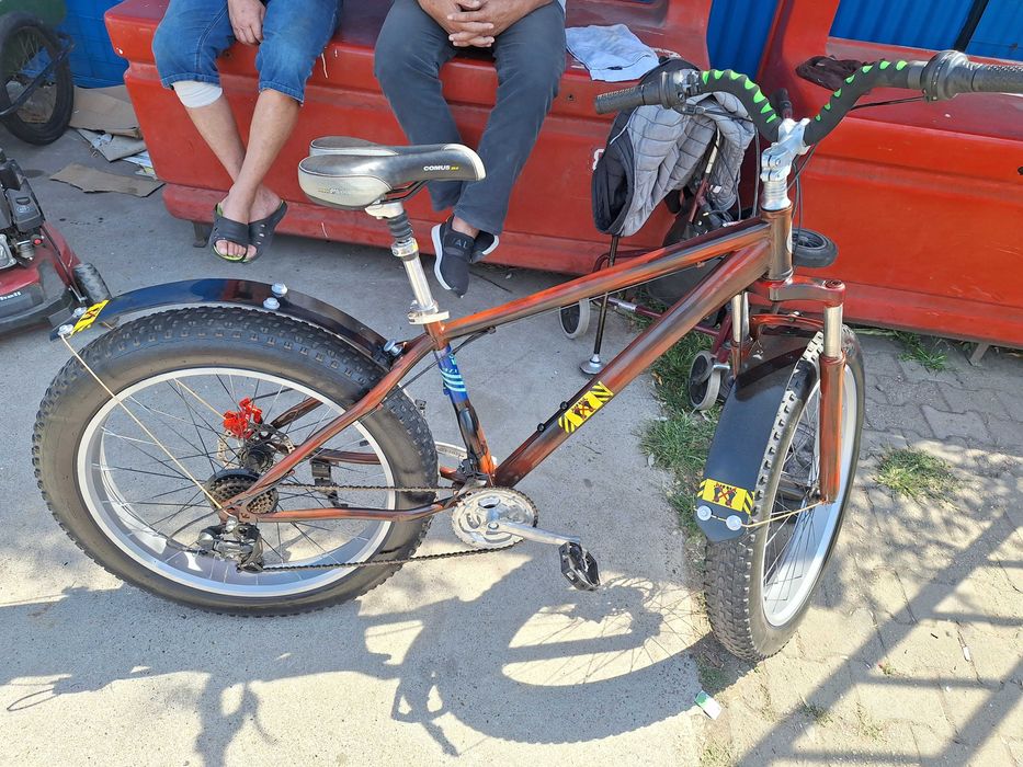 Fat Bike – roți late 26x4,0