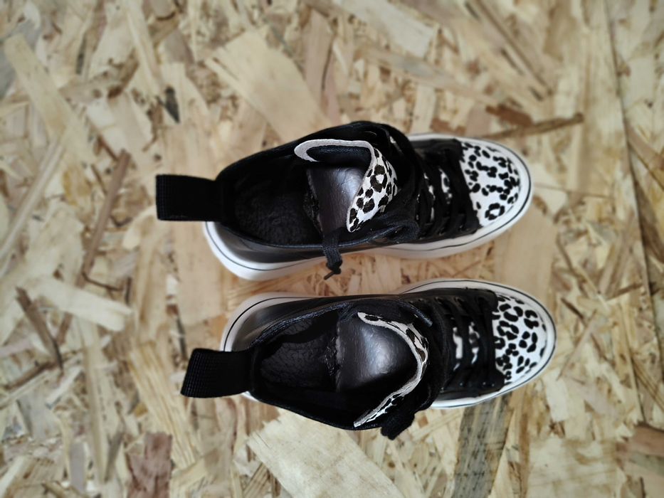 Vand ghete de dama Gryxx din piele naturala