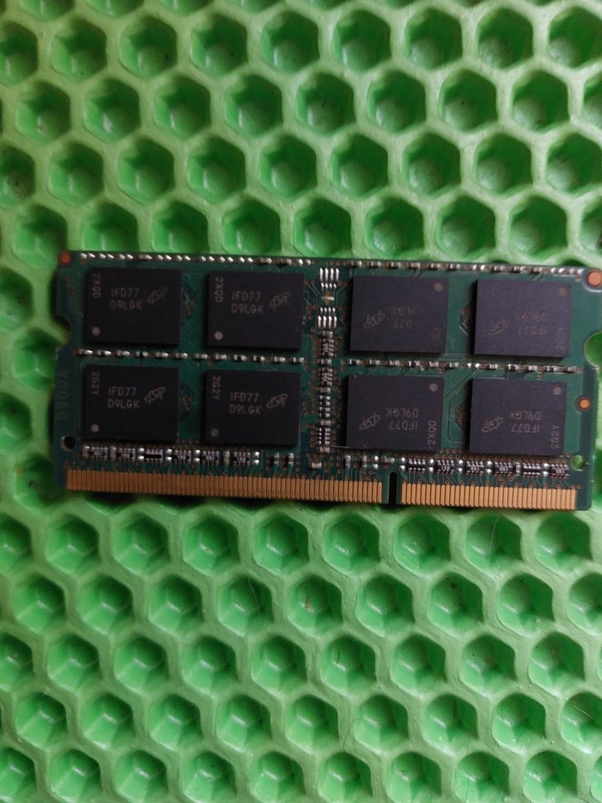 Продам DDR3 4GB на ноутбук