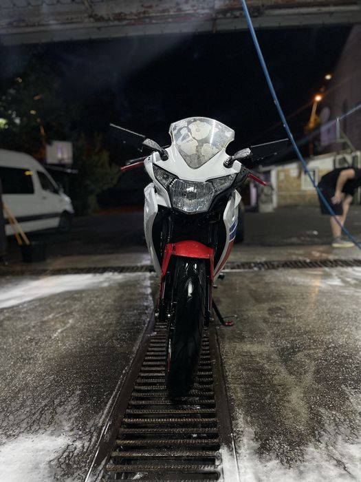 Honda Cbr 125r 2015
