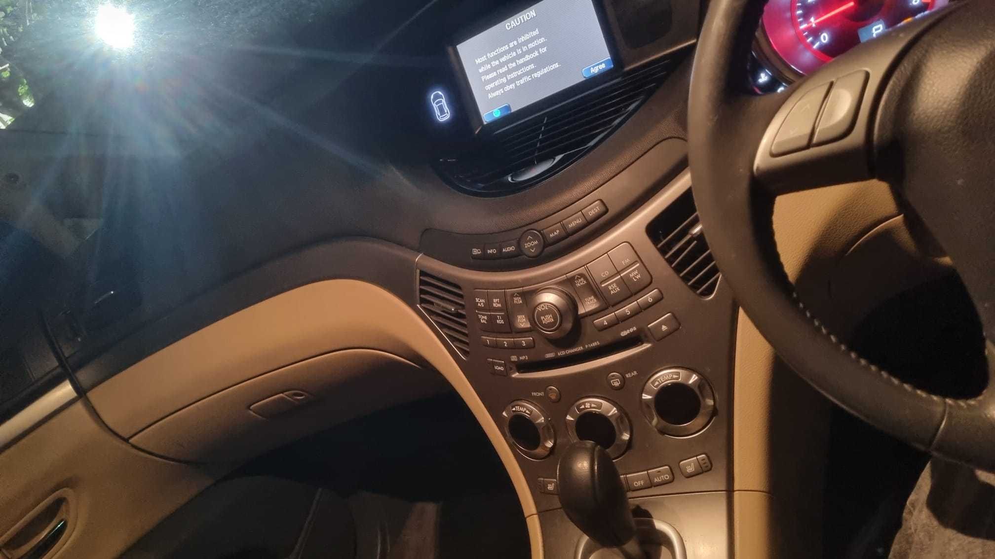 Subaru tribeca volan dreapta