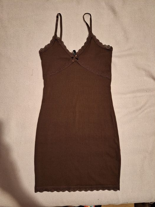 Rochie de noapte mulată pe corp