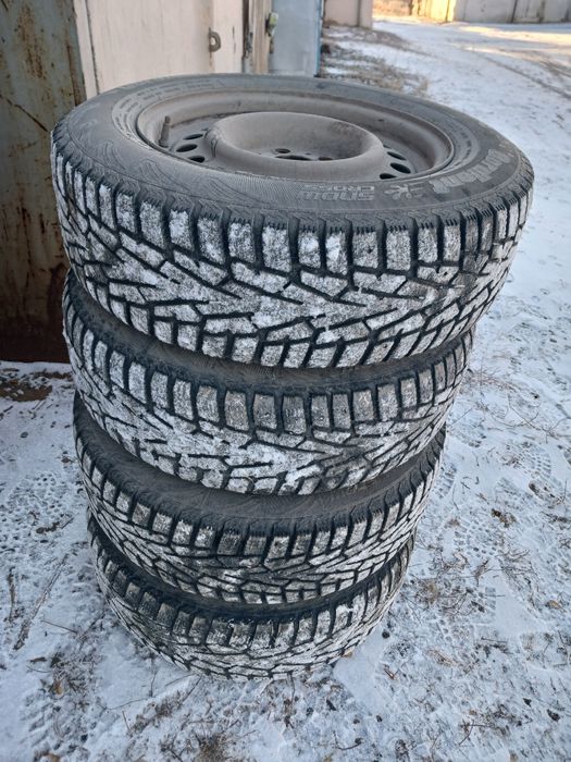 Продам комплект колёс