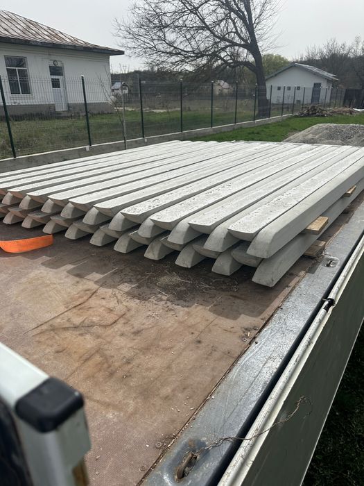 Stâlpi vie / livezi / garduri/ beton