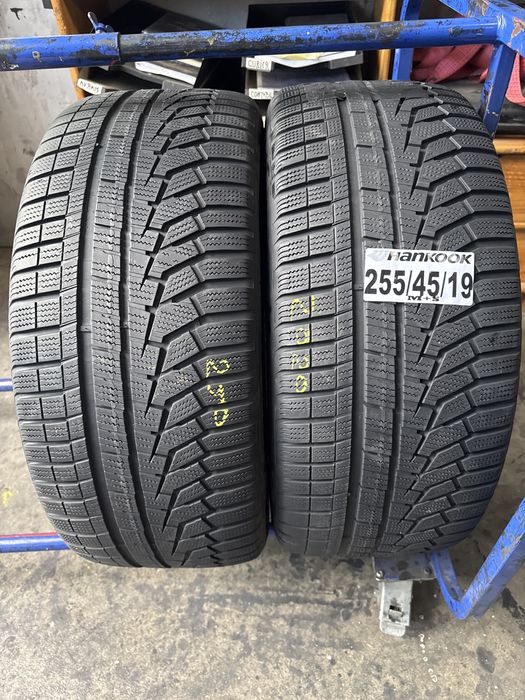 255/45/19 Hankook M+S