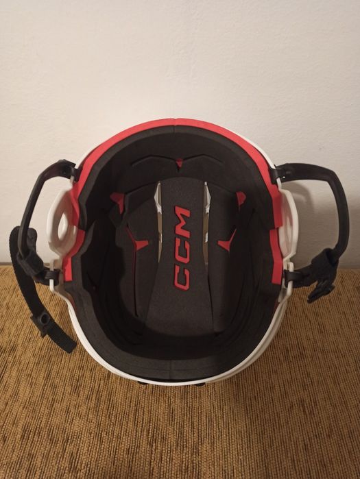 Cască hockey CCM Tacks 70. (NOUĂ)