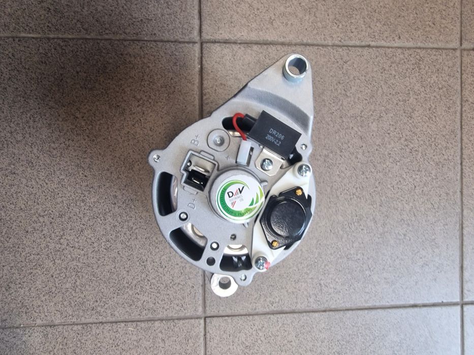 Alternator tractor fiat 211.215.250 300 cu releu incorporat preț 650