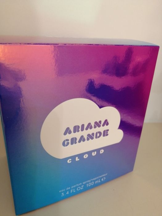 Vând parfum Ariana Grande 100 ml
