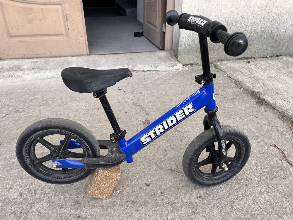 Bicicleta fara pedale Strider