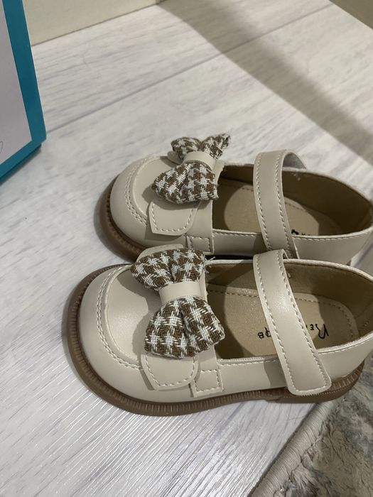 Детская обувь новые размер 20