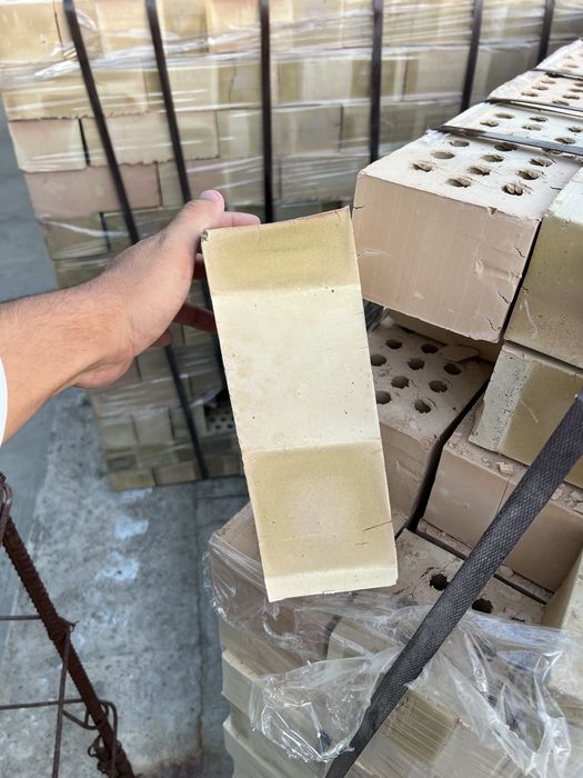 Пишган гишт сотилади 1100 сум