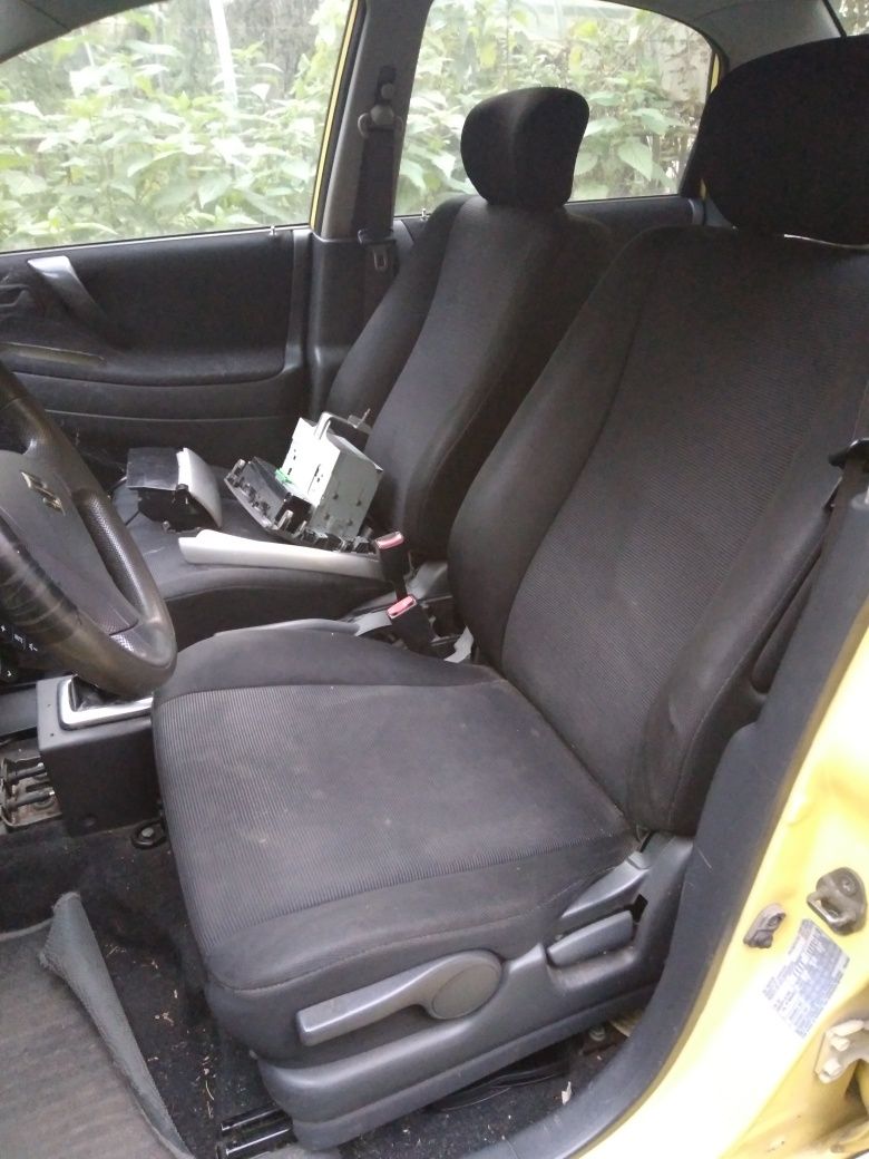 Сузуки Лиана Седан 1.6/Suzuki Liana