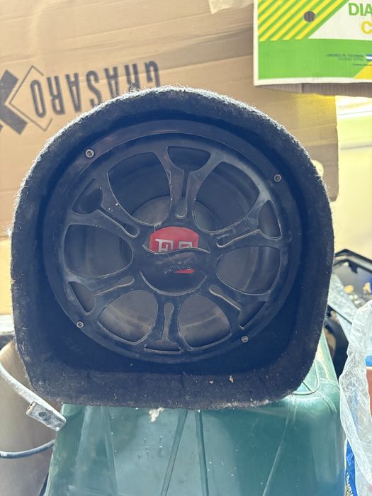 Продам сабвуфер