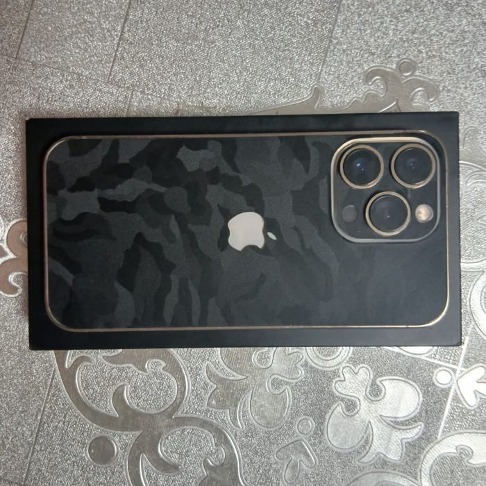 Iphone 13 pro срочноооо торг есть