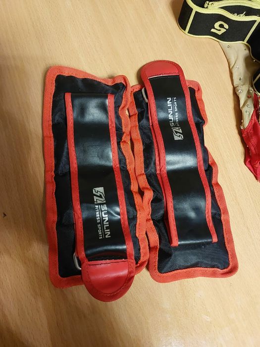 Утяжелитель каждый по 500 грам