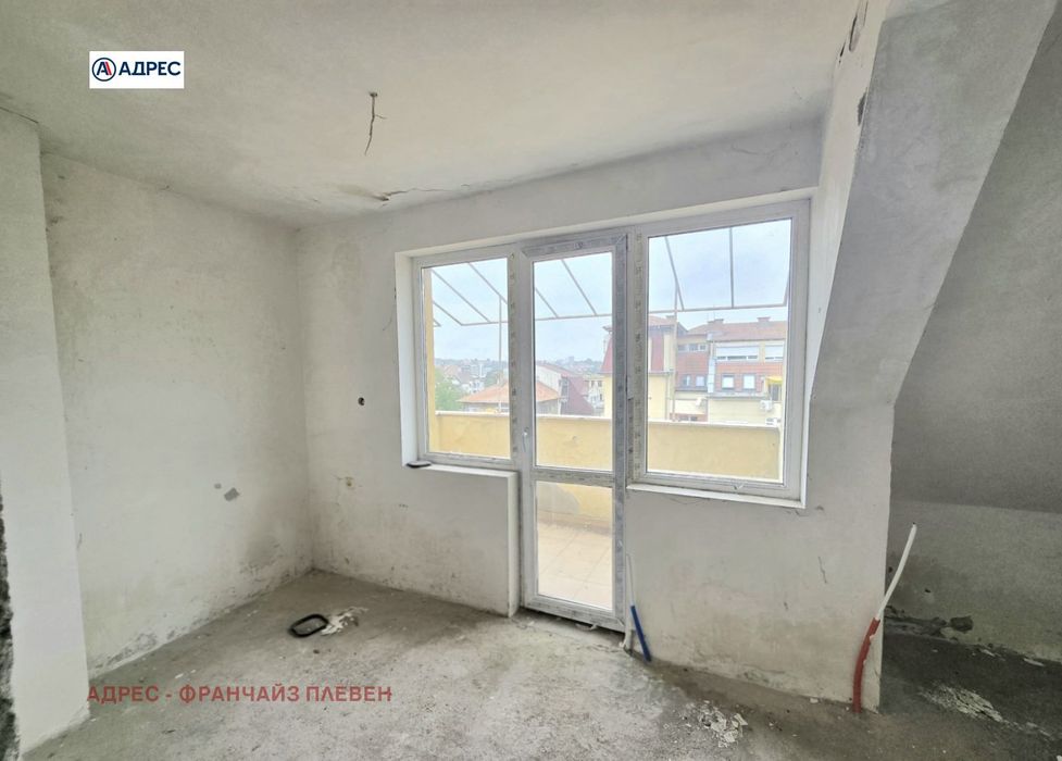 3-стаен в Плевен-Идеален център площ 110 цена 165000