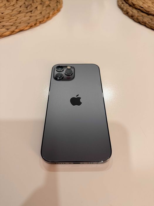 Vand Iphone 12 Pro - Impecabil - Graphite - 120 GB