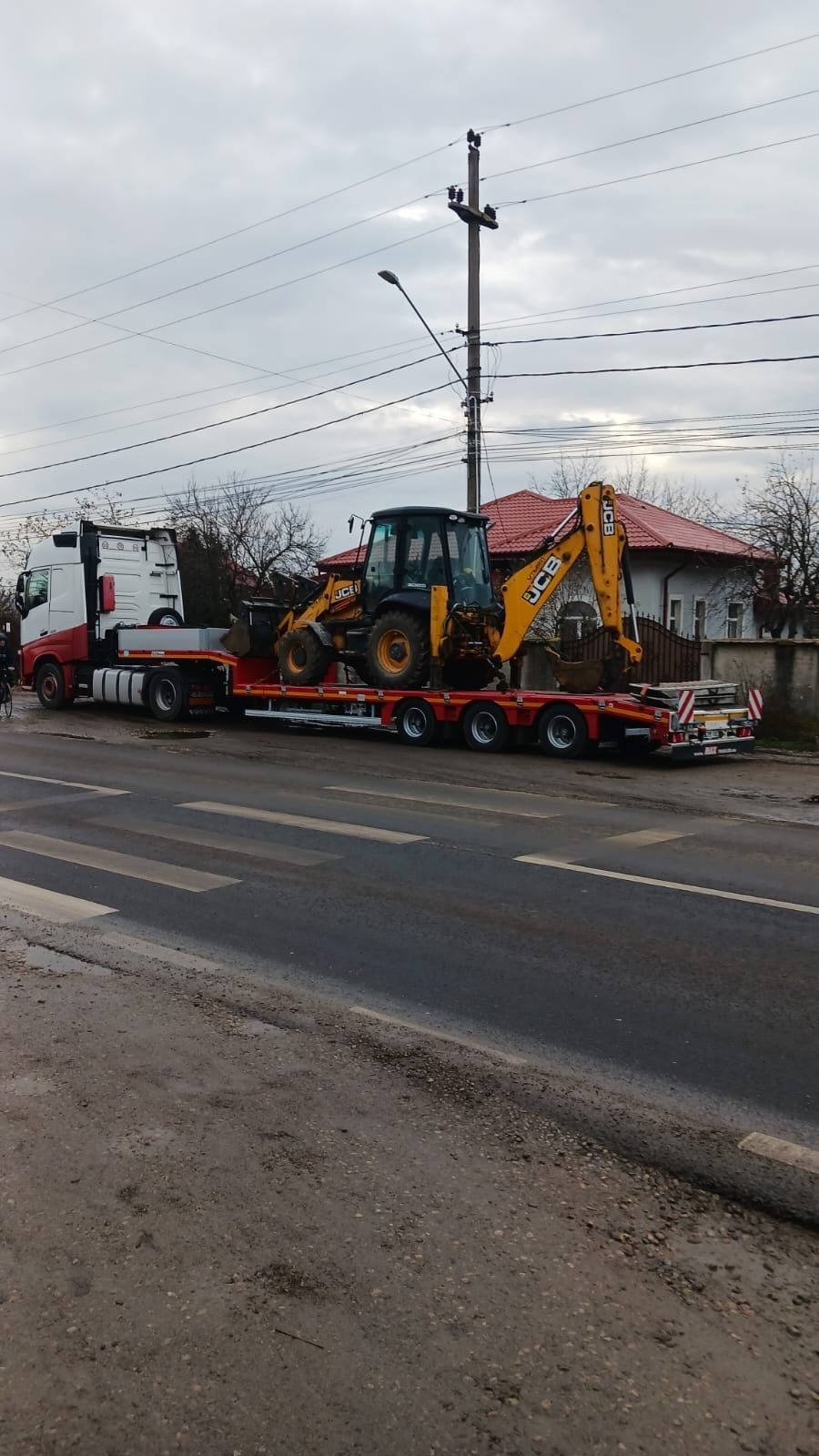 Transport Utilaje Agricole si Industriale Combine si altele