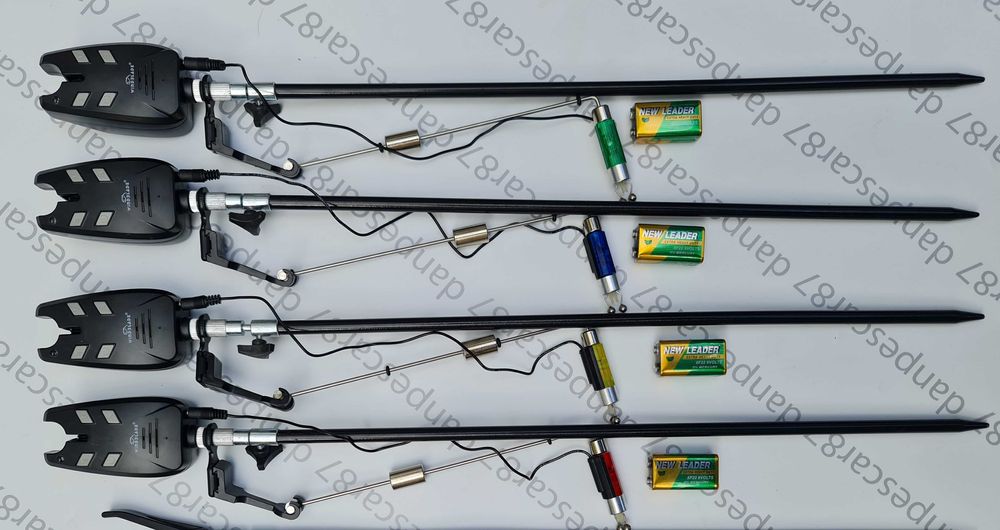 Set 4 Avertizori digitali TLI06 cu 4 swingere cu iluminare si 4 Tije