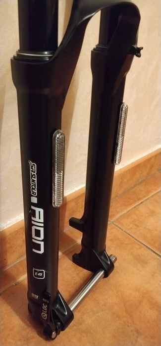 Furca aer  SR Suntour E45 Aion 15x100