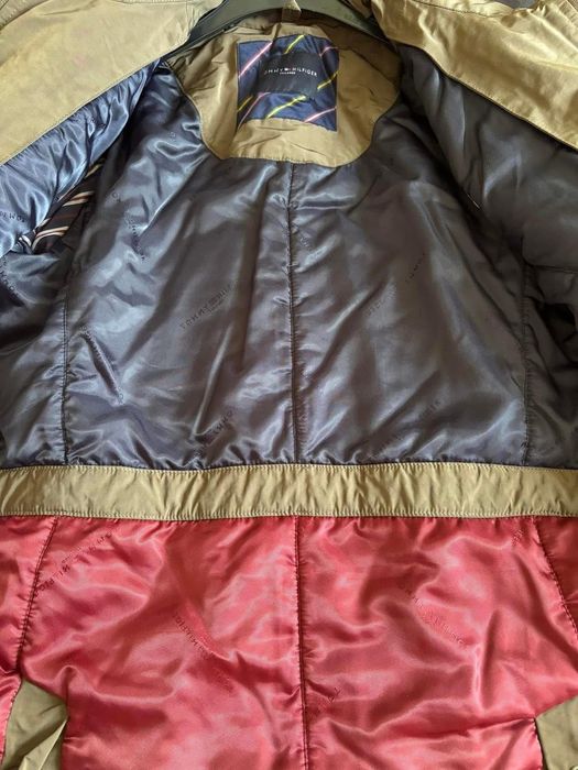 Geaca Tommy Hilfiger Moderna