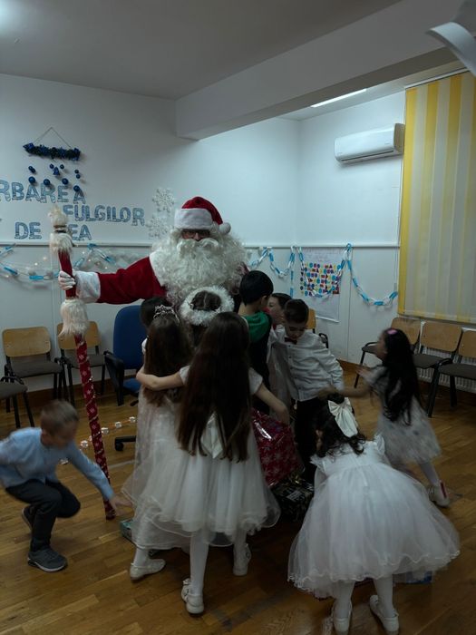 Moș Crăciun la tine acasă