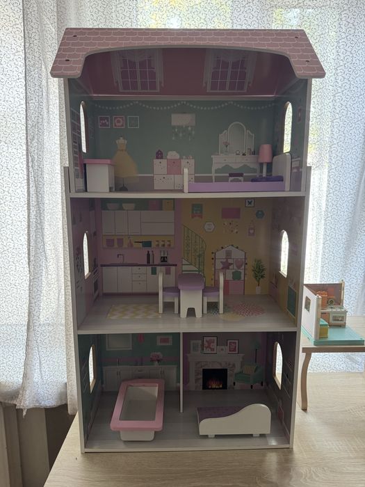 Кукольный домик