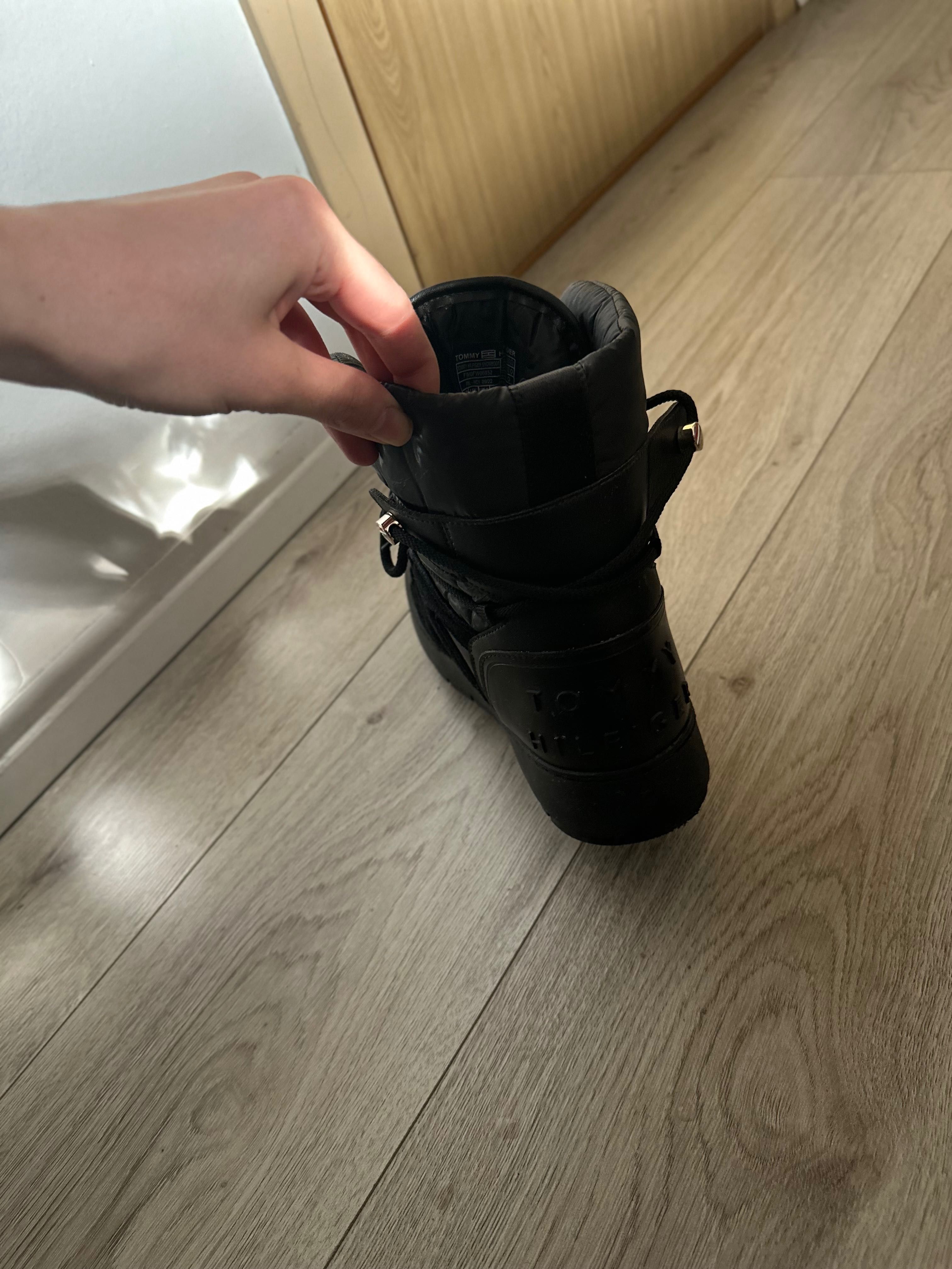 Tommy Hilfiger Апрески Patent Snowboot
