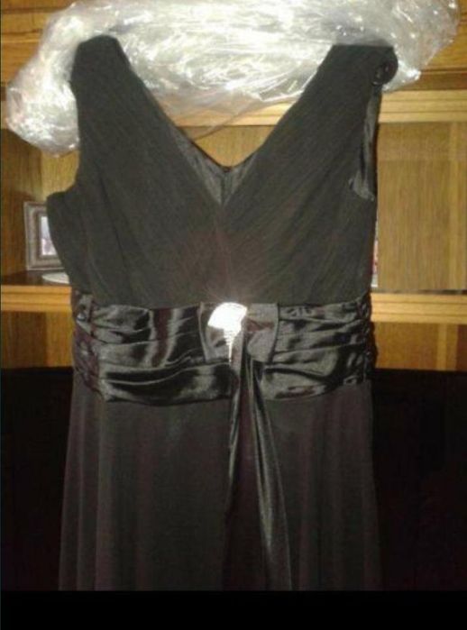 Vand rochii de seara