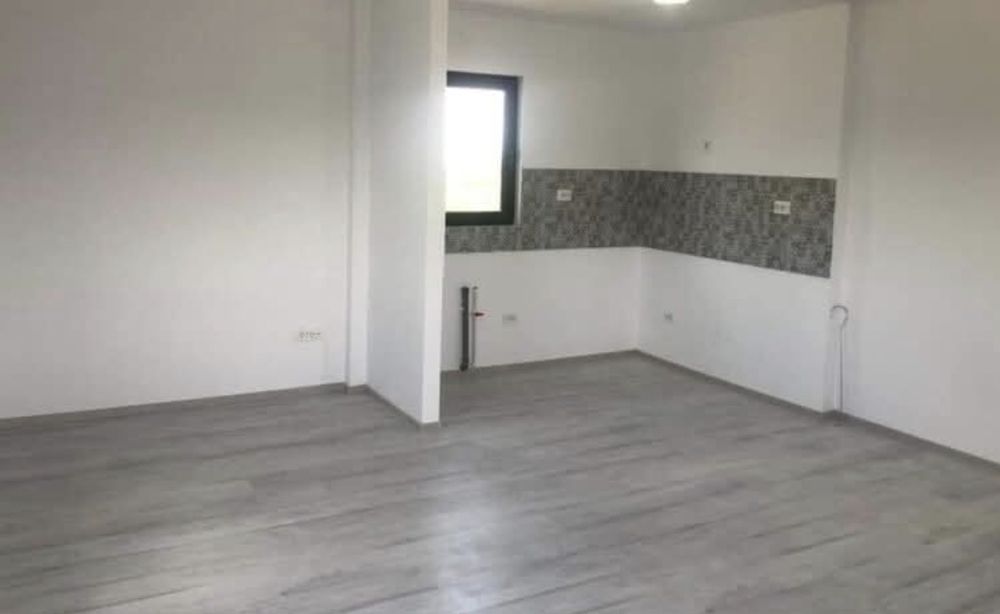 Vand casa modulare pe structura metalica