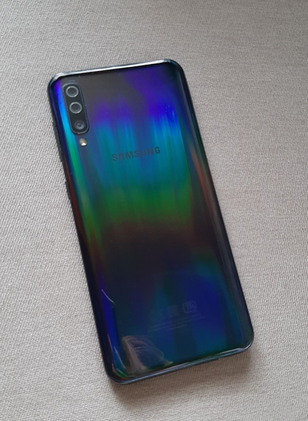 Продаю телефон Samsung Galaxy A50