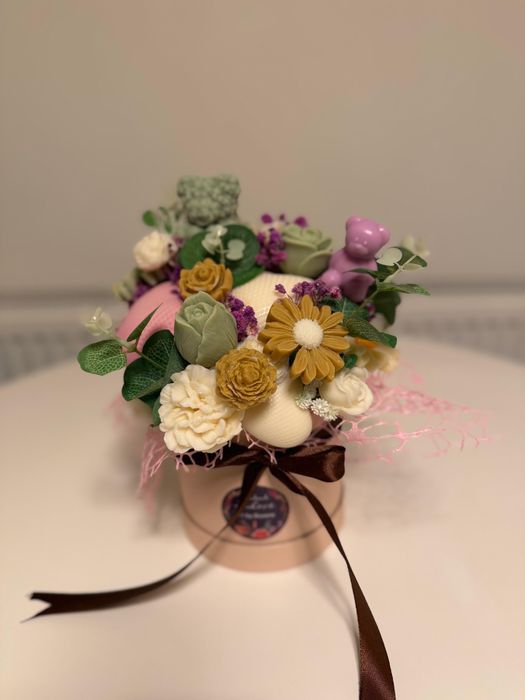 Buchet din ceară de soia parfumată – cadoul perfect, handmade!