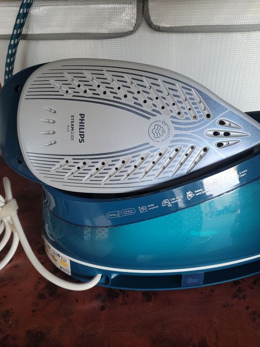 Stație calcat philips GC 7831