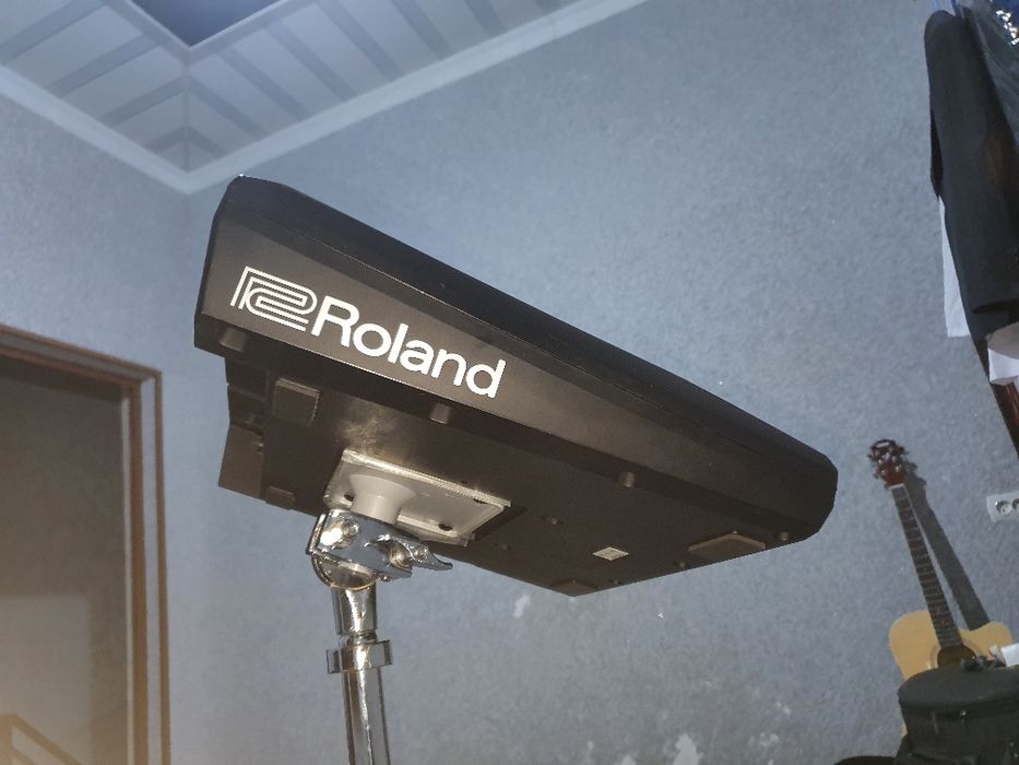 ROLAND spd pro sotiladi