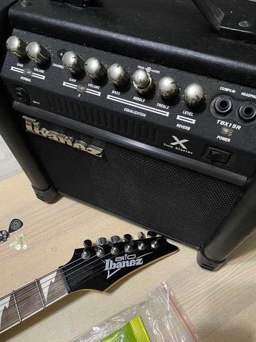 Set chitara electrica Ibanez GRG 170DX + Amplificator Ibanez TBX15R