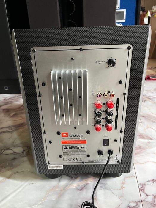 Subwoofer Jbl Sub200