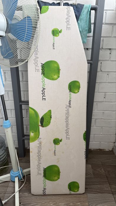 Гладильная доска, 1000 тенге