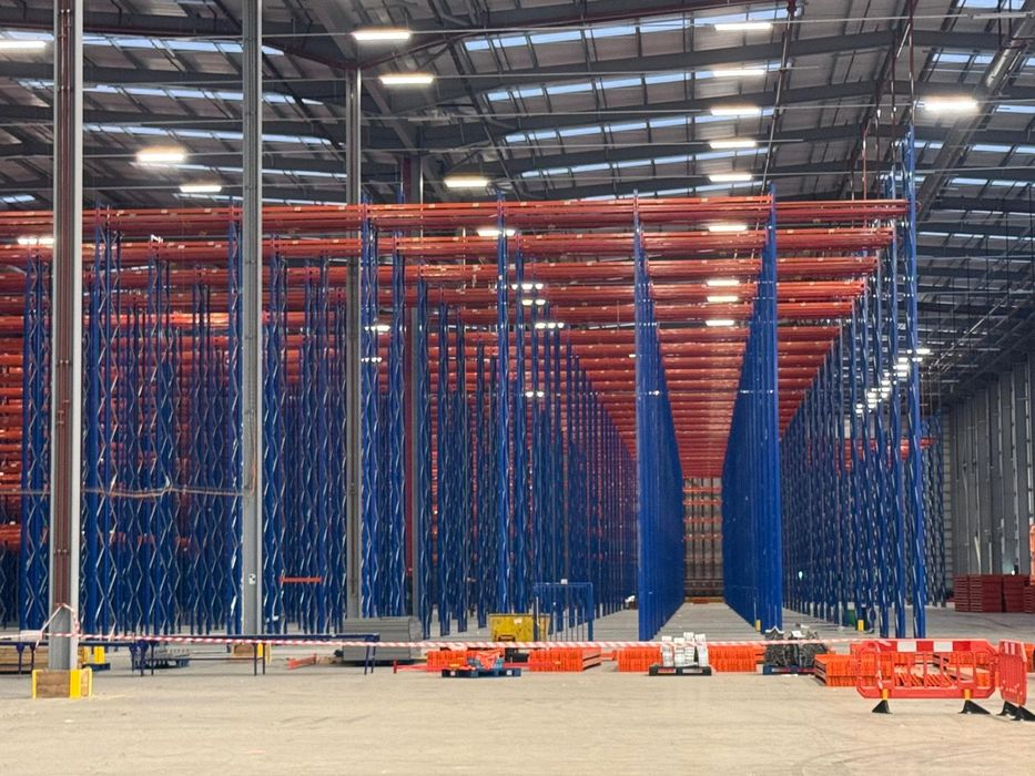 Rafturi profesionale noi