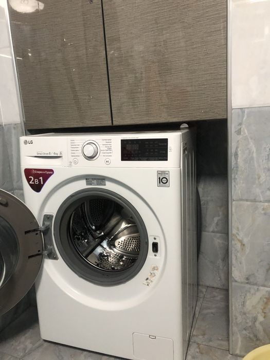 Стиральная машина LG отличное состояние срочно