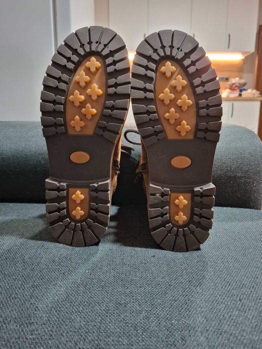 Зимни обувки за жена