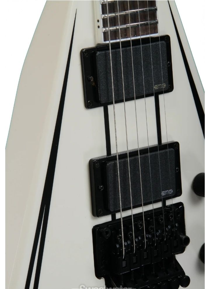 Jackson RRXMG X Series Rhoads - Snow White with Black Pinstripe